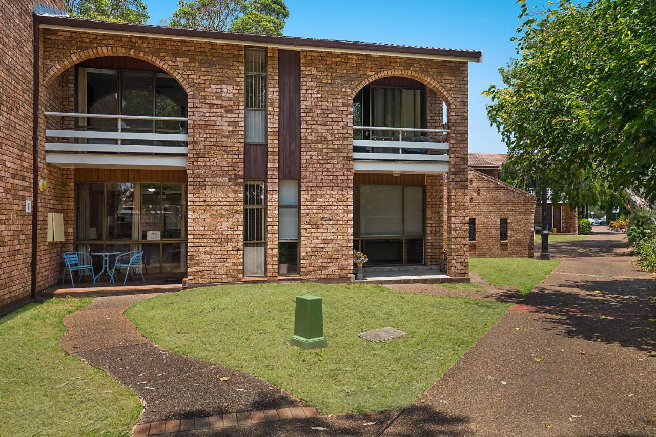 Newcastle Short Stay Accommodation - Centennial Terrace Apartments Exterior photo